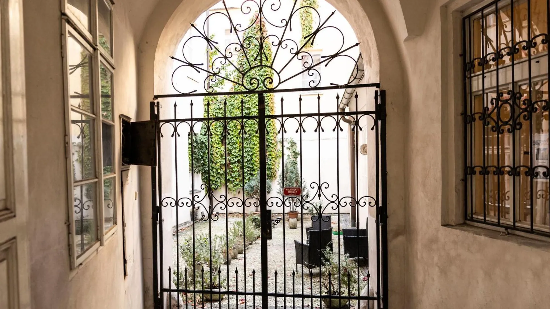 Apartment Old Town Home-4 By Interhome Prag Tschechische Republik